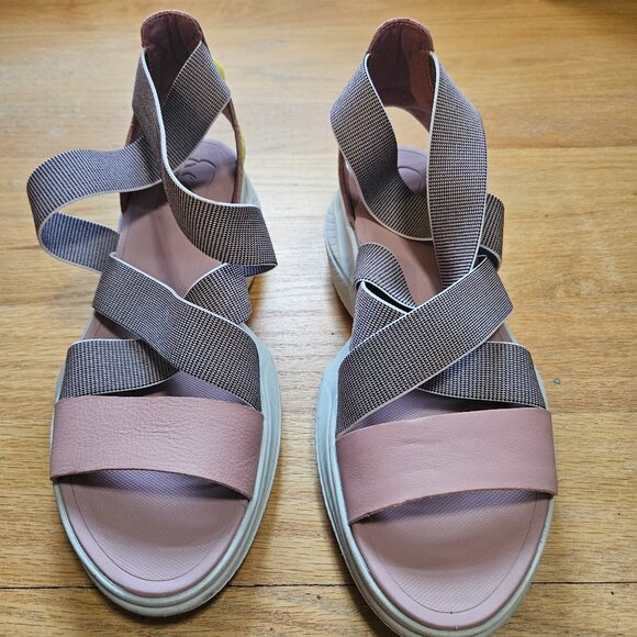 Sorel Women's Athletic Sandals - Size 9.5M - Picture 1 of 6